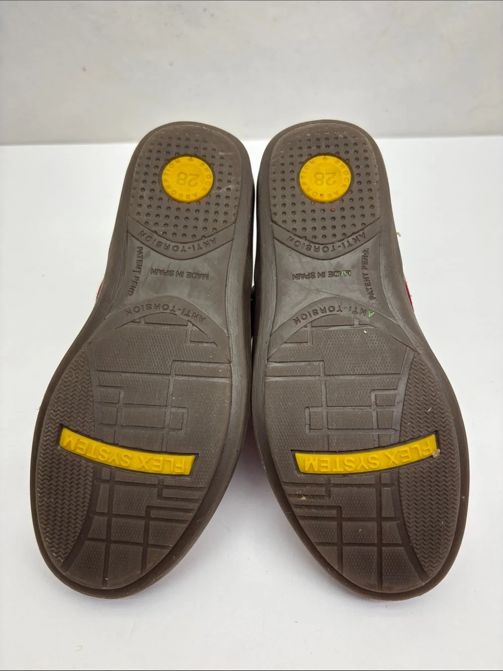 GoFlex Red Girls' Leather Mary Jane Shoes, SZ 28, box 27